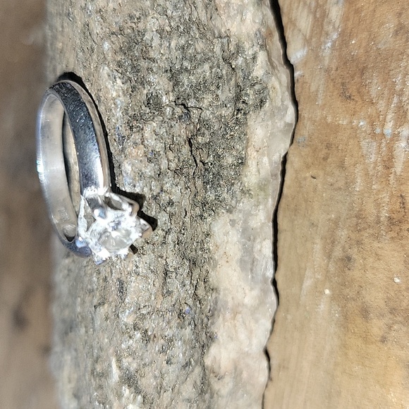 COPY - Sterling Silver CZ Wedding Ring 💍 - Picture 2 of 8